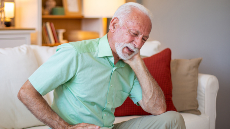 ¿Qué relación existe entre la osteoporosis y la salud dental?
